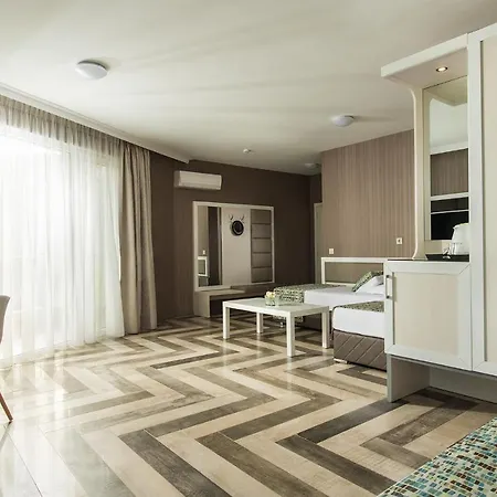 Marina White Sands Hotel